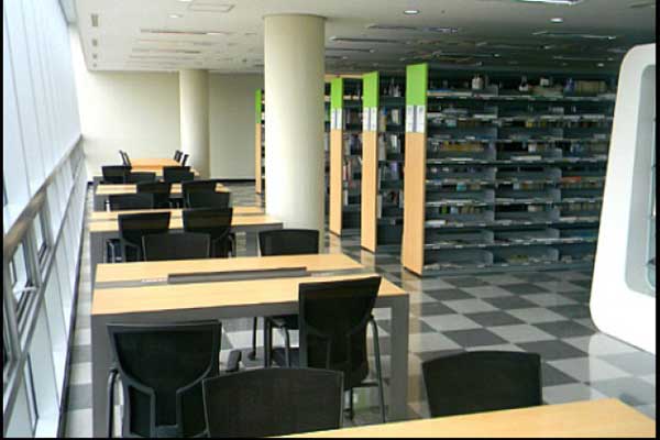 Thư viện hiện đại tại trường