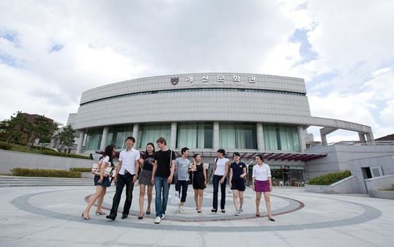 Sinh viên du học Hàn Quốc lựa chọn ngành nghề đa dạng